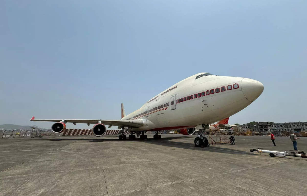 Air India's iconic Boeing 747 'Queen of the Skies' makes final flight from Mumbai, ET TravelWorld