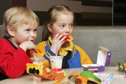 4 reasons why parents should reconsider how much junk food their kids eat