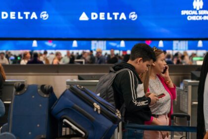 Delta's "spoiled" food shortage caused dozens of flights to be shifted to pasta-only meals