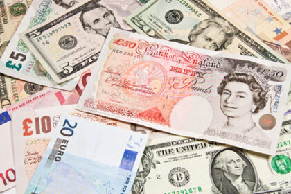 Dollar could be higher;  Euro, Pound Sterling Weaker Ahead of ECB Meeting By Investing.com