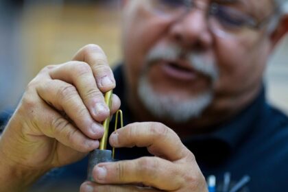 Experts revive Hollywood glamor from the silent film era and construct a centuries-old pipe organ