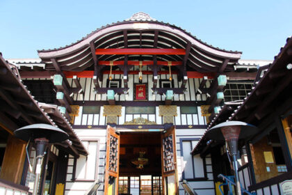 exterior of Yamashiro restaurant in Hollywood.