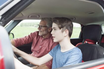 Iowa opens roads to 14-year-old drivers