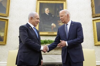 Netanyahu meets with Biden and Harris to close gaps in Gaza ceasefire deal