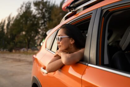 Rent a car for a road trip or drive yourself?  5 things to consider