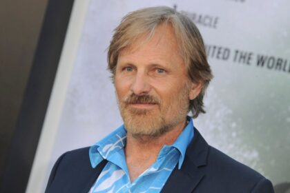 Viggo Mortensen criticizes Amazon for streaming thirteen lives: 'shameful'