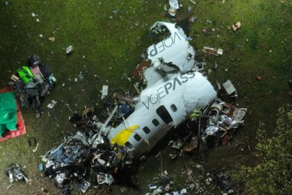 Air safety expert on plane crash in Brazil: 'I wouldn't fly with it'