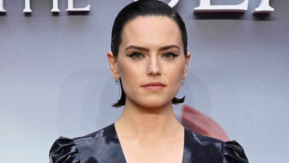 Daisy Ridley reveals Graves' disease diagnosis