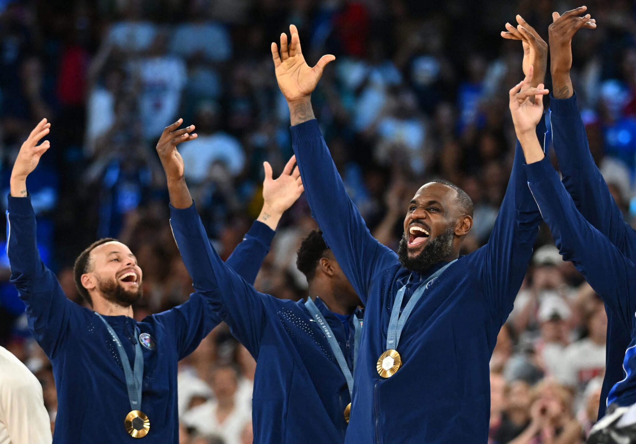 Kunnen spelers van Team USA, nu Olympisch goud veilig is gesteld, mogelijk samenwerken in de NBA?