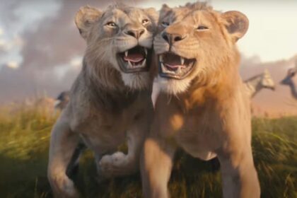 The Lion King trailer shows Mufasa and Scar evolving from brothers to enemies