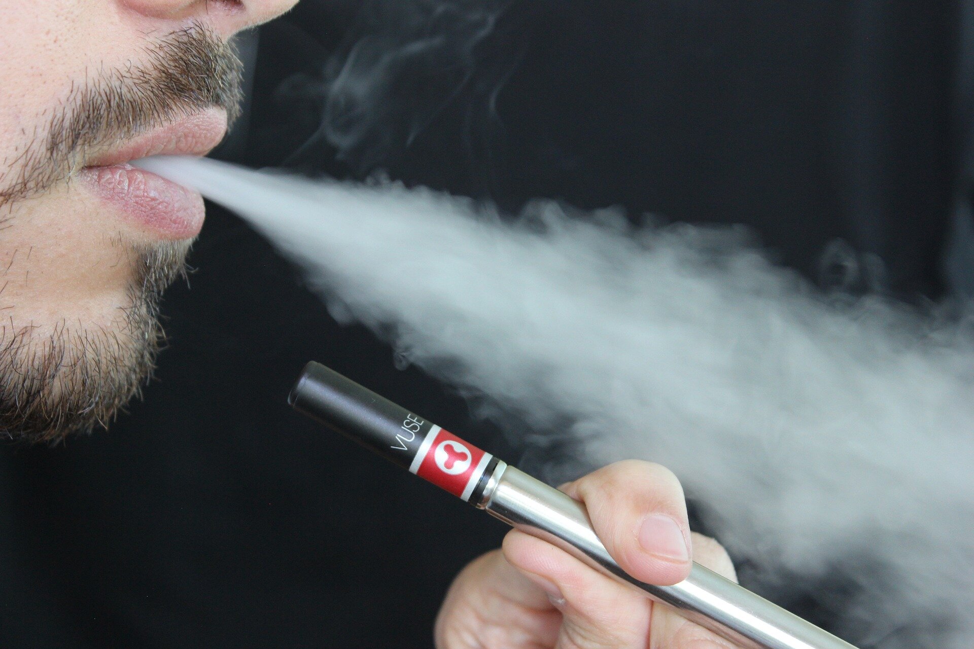 The first genome-wide comparison of vapers and smokers finds similar DNA changes linked to disease risk