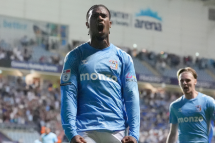 WATCH: USMNT's Haji Wright provides late-game heroics to lead Coventry City by two goals over Oxford United