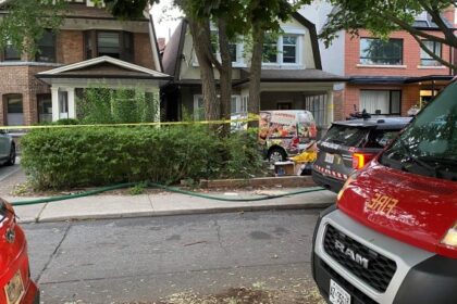 Woman dead, man seriously injured after basement fire in Toronto home - Toronto