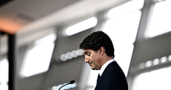 As Parliament returns, support for Trudeau is at a 'new low': Poll - National