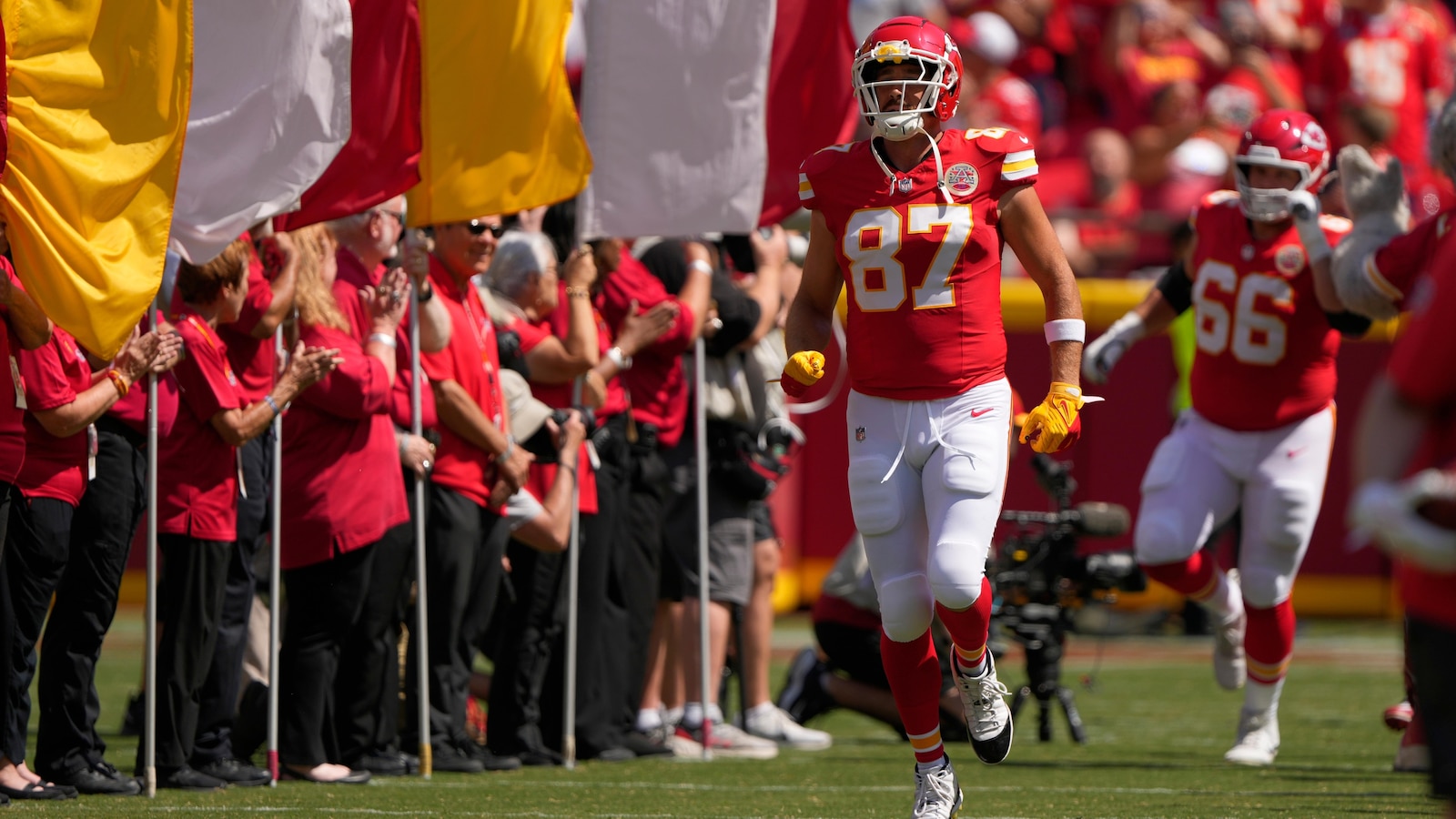 Chiefs' Travis Kelce finds refuge when he steps onto the football field when life is busier than ever