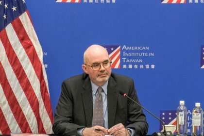 De facto, the US envoy warns that Taiwan is not China's only target