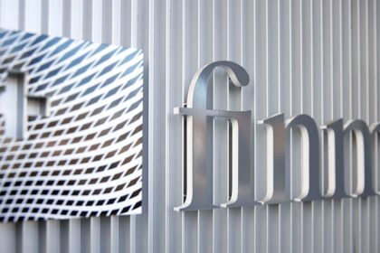 Finma seizes CHF 12.7 million in illegal profits from Mirabaud