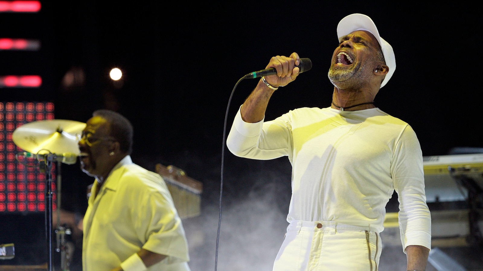 Frankie Beverly, the Maze singer who inspired generations of fans with enduring anthems, dies at 77