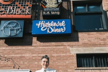 Iconic Canadian singer KD Lang honored by Edmonton's Neon Sign Museum