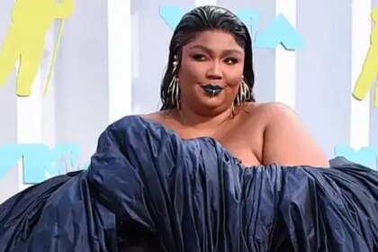 Lizzo shows off dramatic weight loss transformation in teen bikini