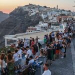 Overtourism: Greece will focus on short-term rentals and charge port fees