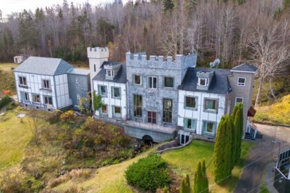 She spent $1 million for a NS castle. Now this Ontario woman needs $750,000 to let the public in